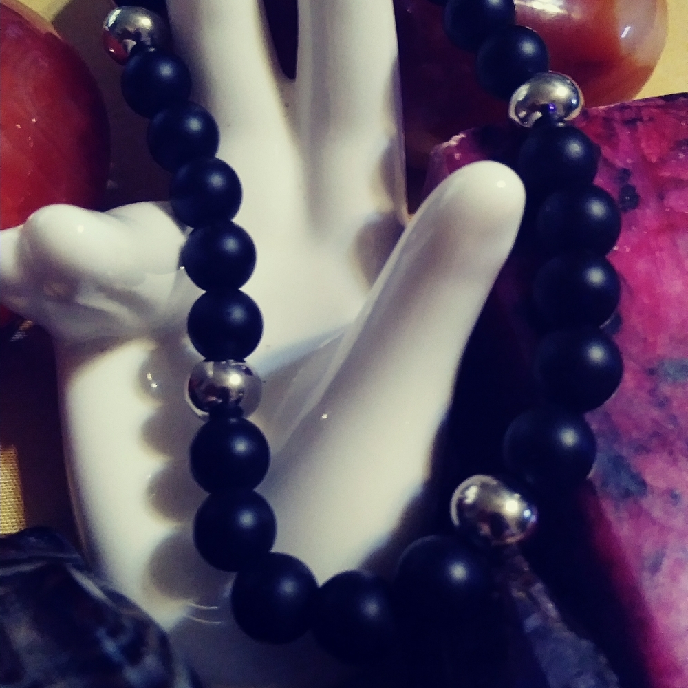 GENUINE *LAVA STONE* SILVER STRETCH* BRACELET. {SB-944270}